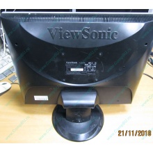 Монитор 19" ViewSonic VA903 с дефектом изображения (битые пиксели по углам) - Саратов.